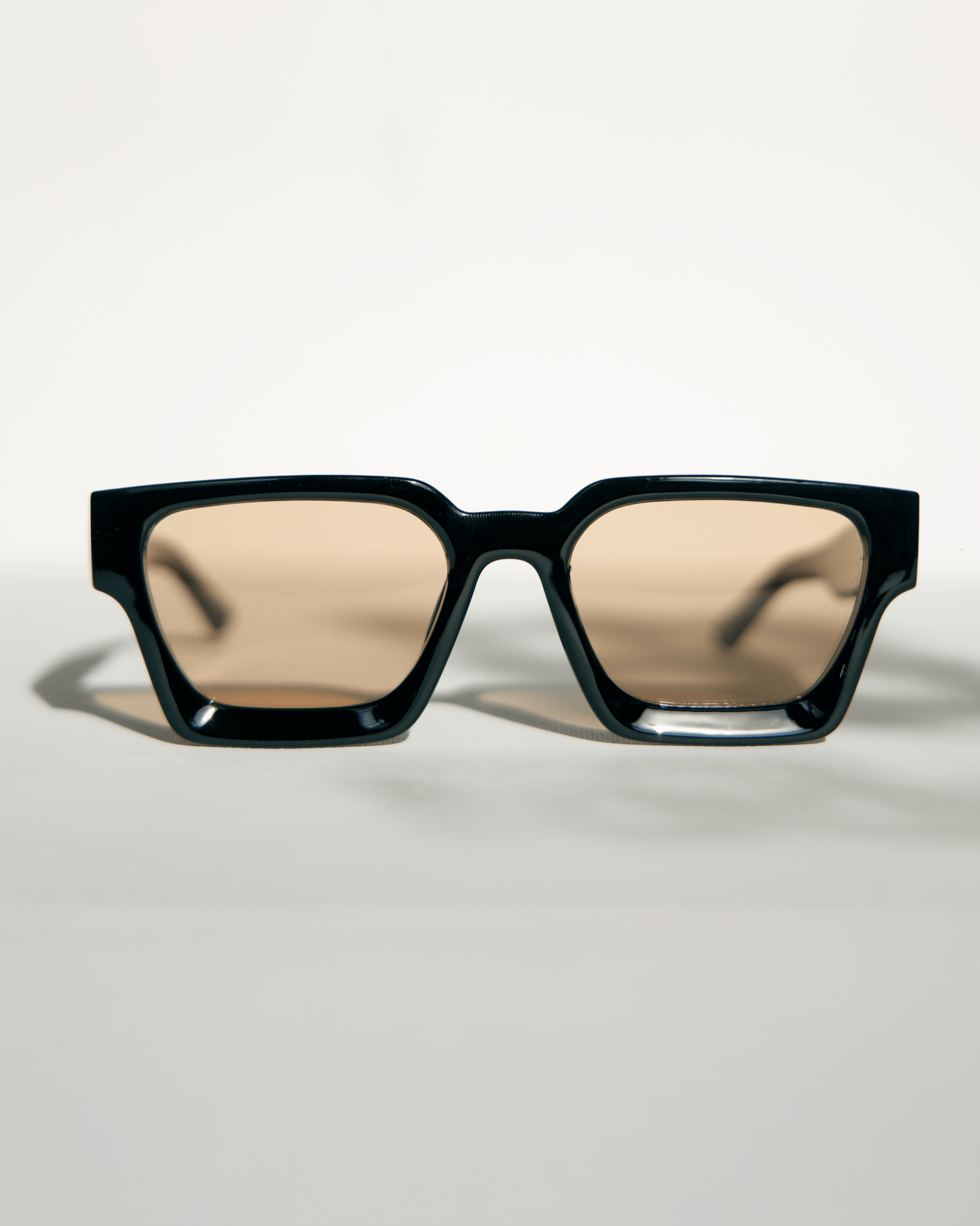 elli shades