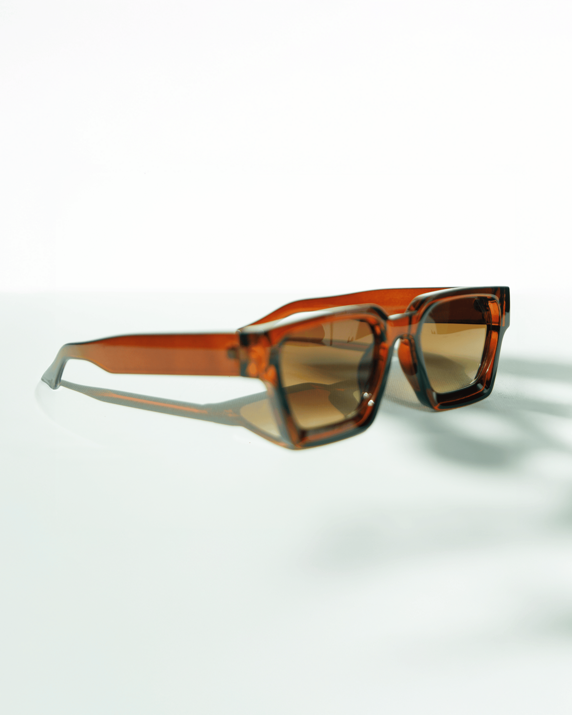 elli shades