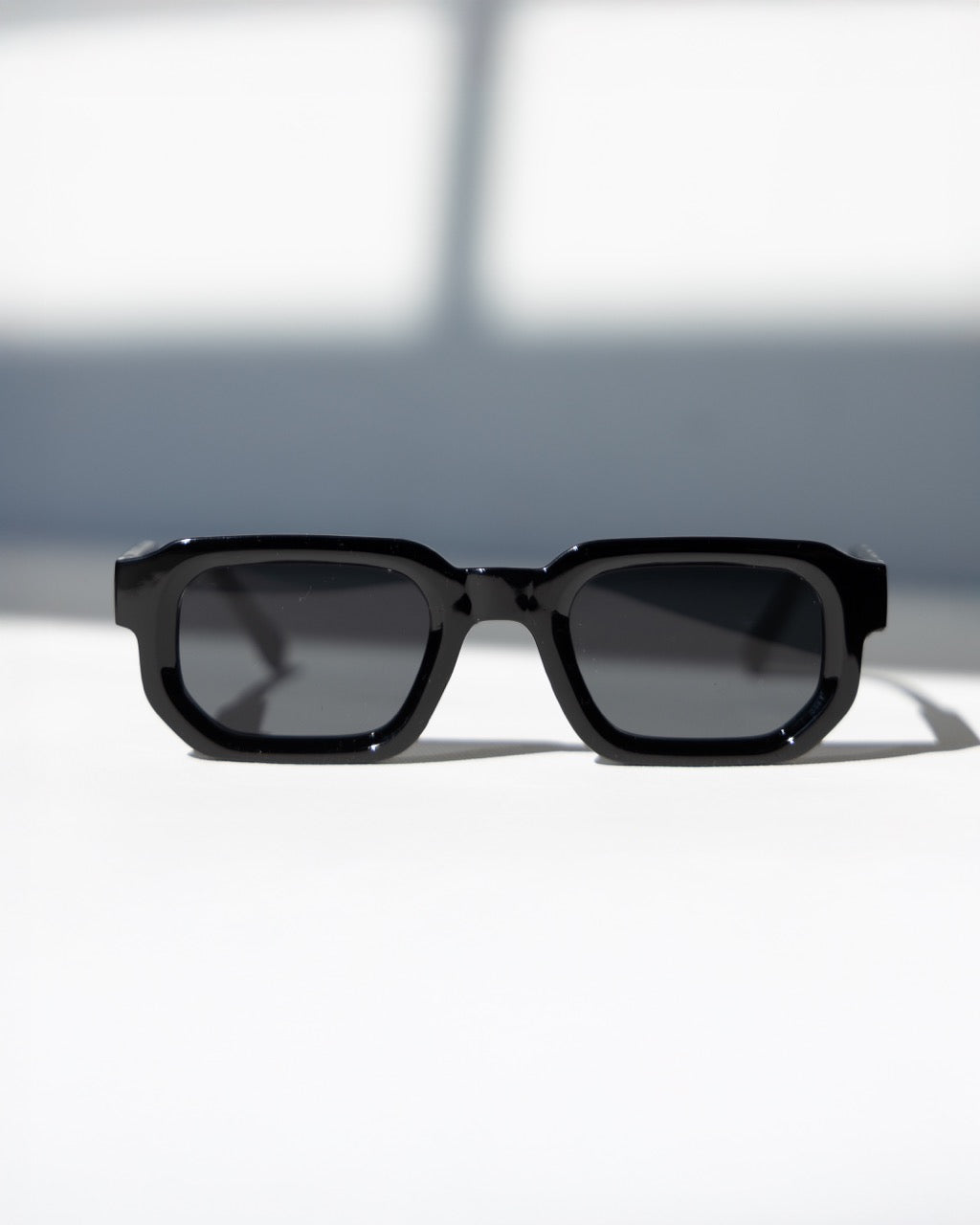 soi select suko shades