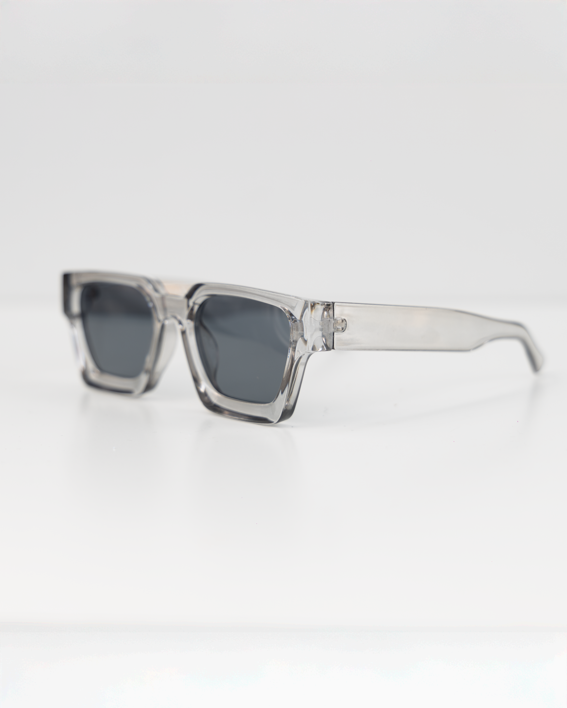 elli shades